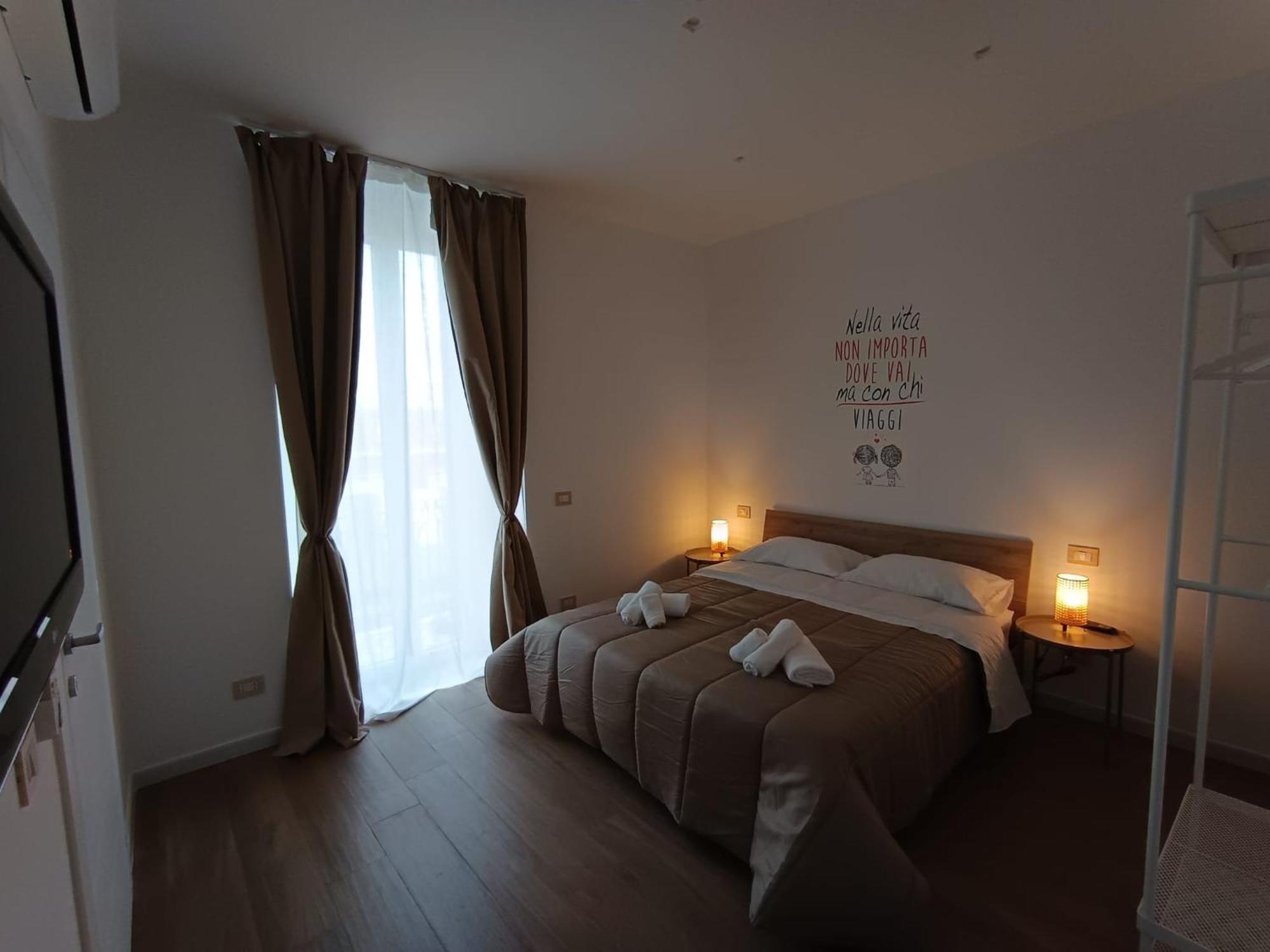 Apartament Dimora Crispi 70 Bari Zewnętrze zdjęcie