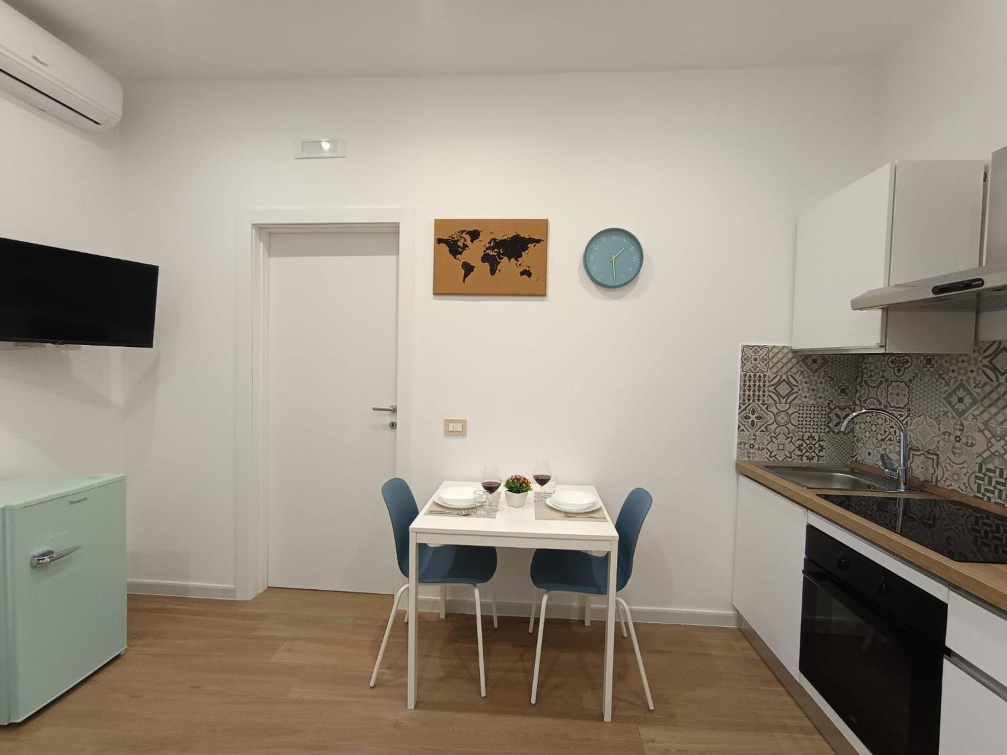 Apartament Dimora Crispi 70 Bari Zewnętrze zdjęcie